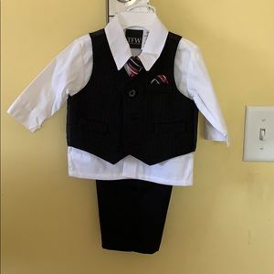 Boys pant set size 3-6 months